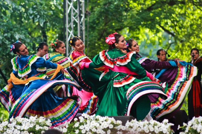 dansuri mexicane